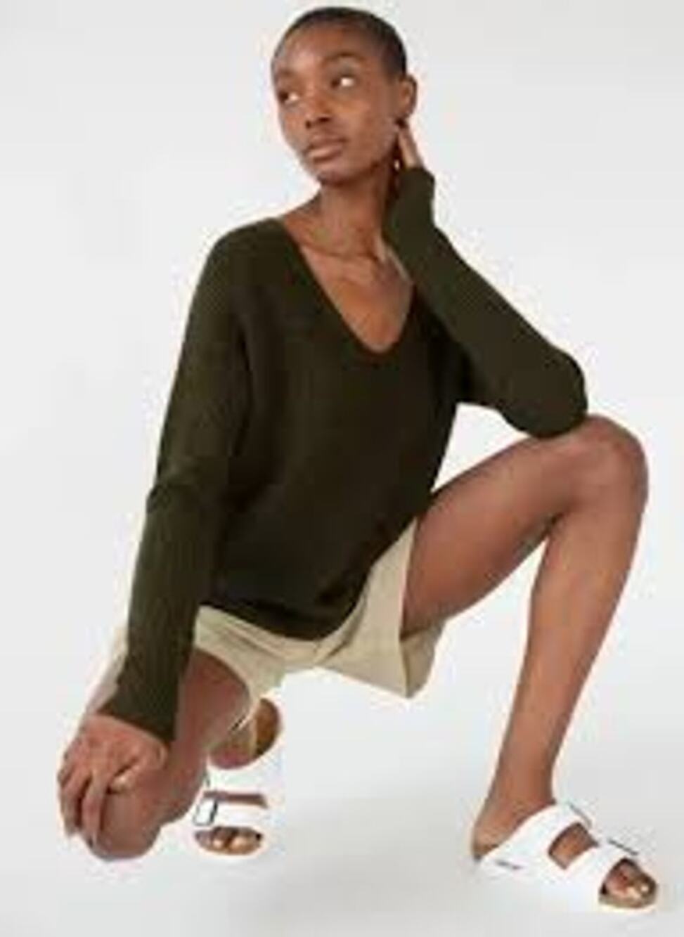 Wilfred ARITZIA Wolter Sweater Black Merino Wool Size Small S TOUCHABLE TEXTURE